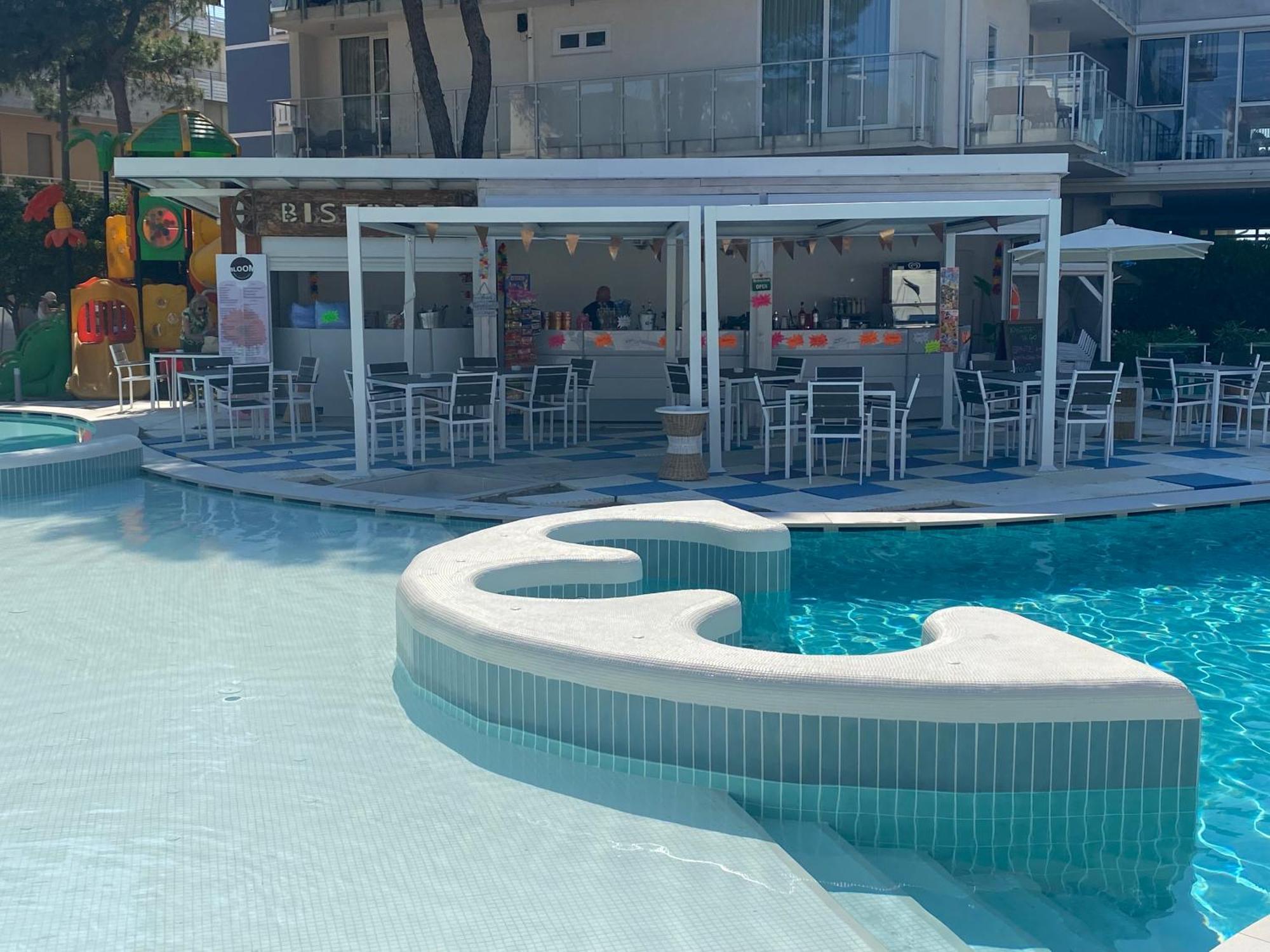 Marina Palace Hotel 4 Stelle S Caorle Bagian luar foto