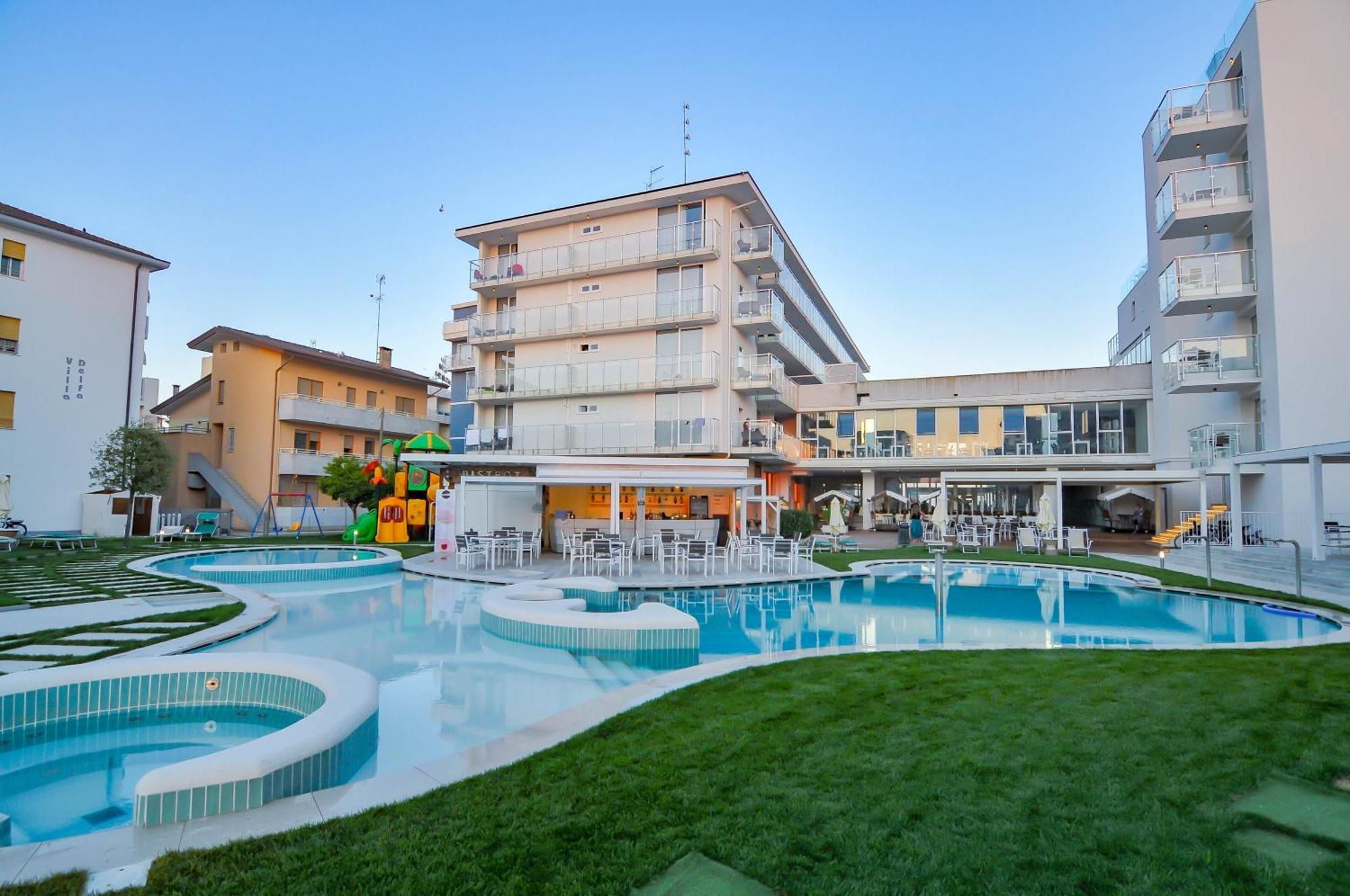 Marina Palace Hotel 4 Stelle S Caorle Bagian luar foto