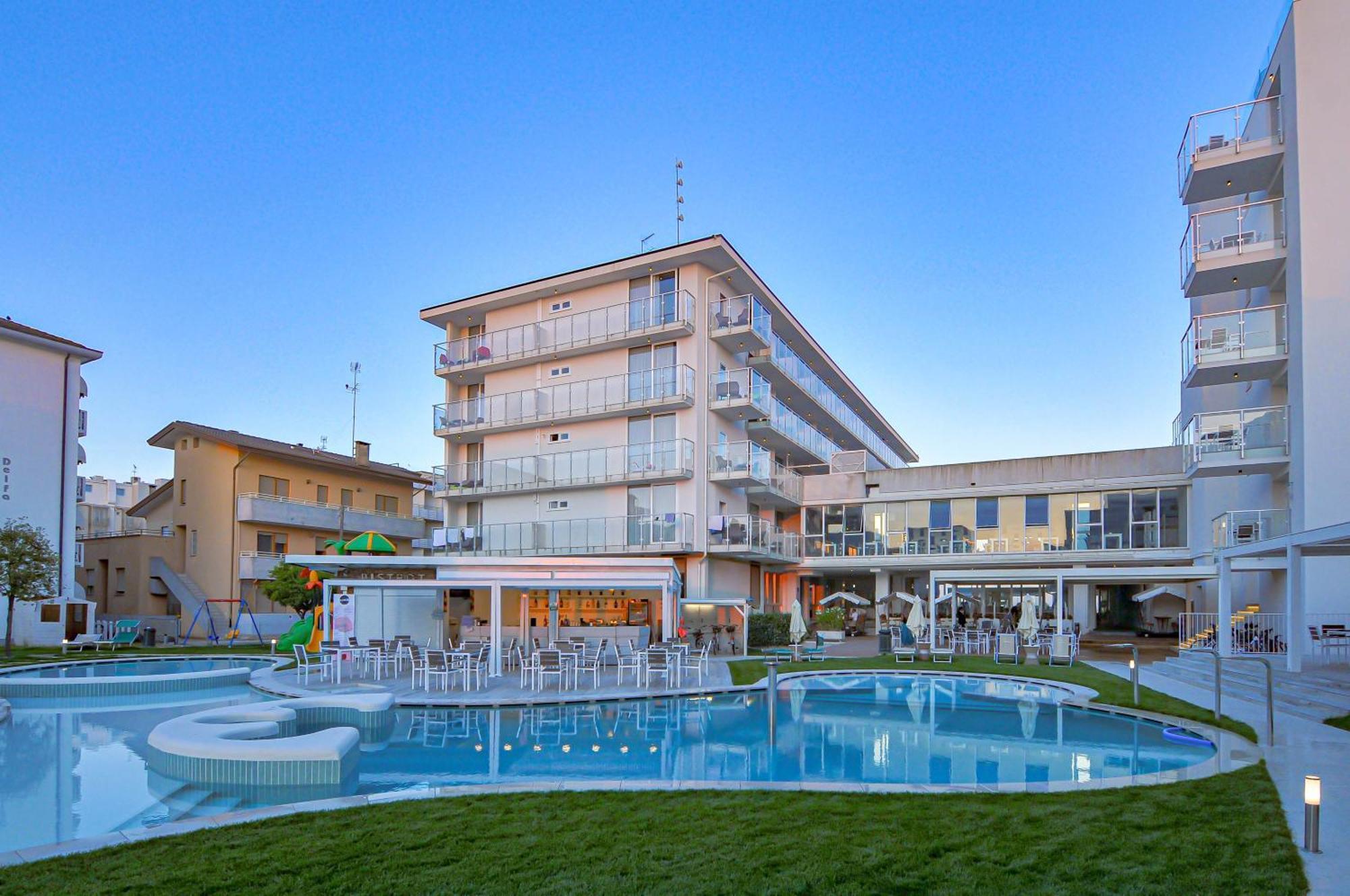 Marina Palace Hotel 4 Stelle S Caorle Bagian luar foto