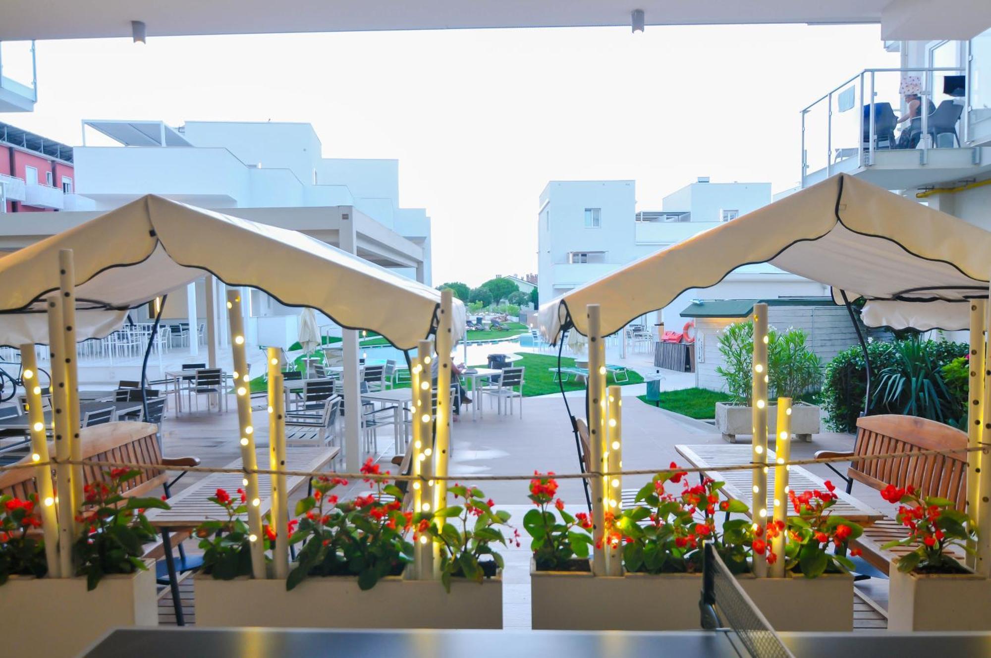 Marina Palace Hotel 4 Stelle S Caorle Bagian luar foto