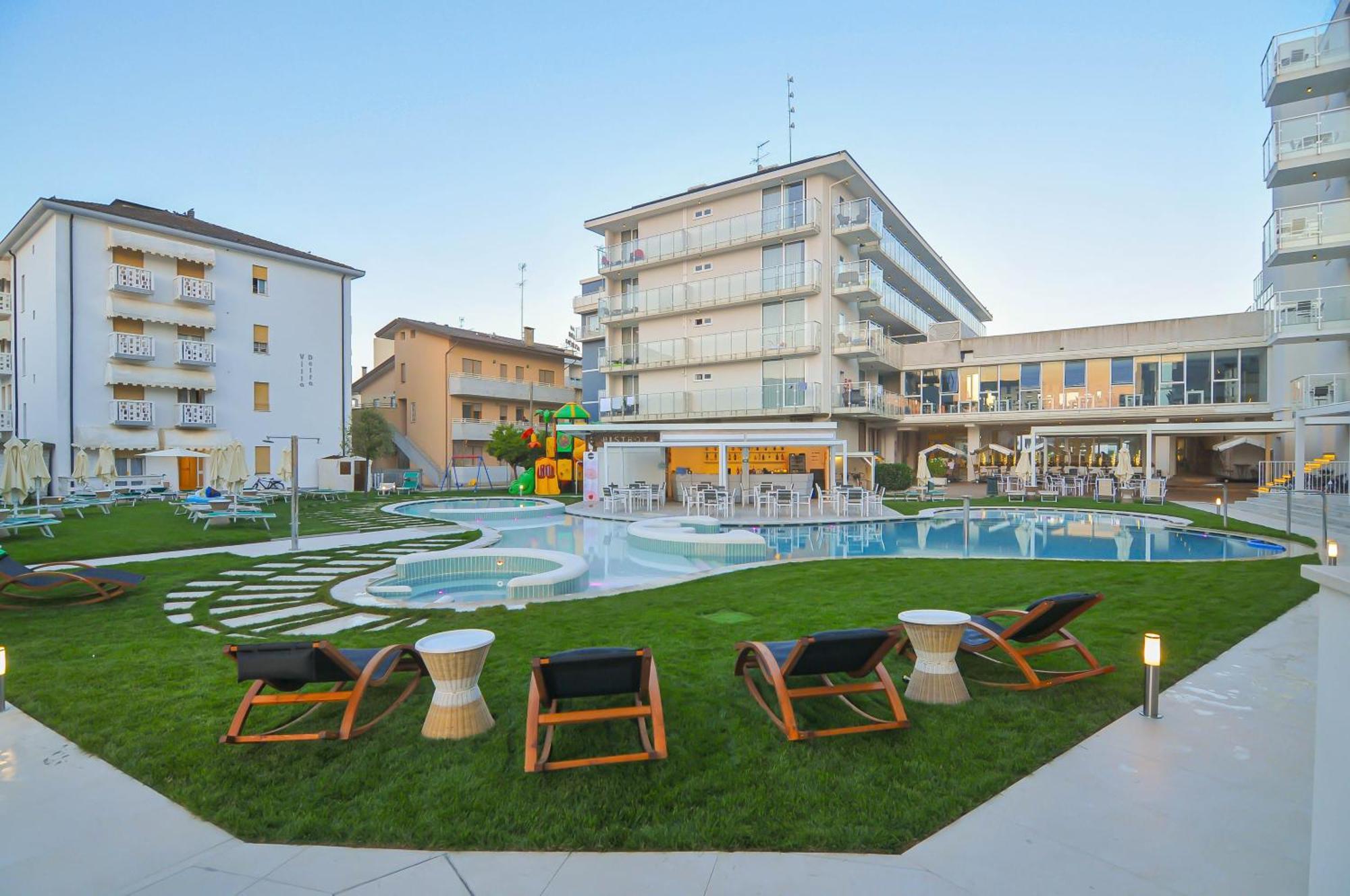 Marina Palace Hotel 4 Stelle S Caorle Bagian luar foto