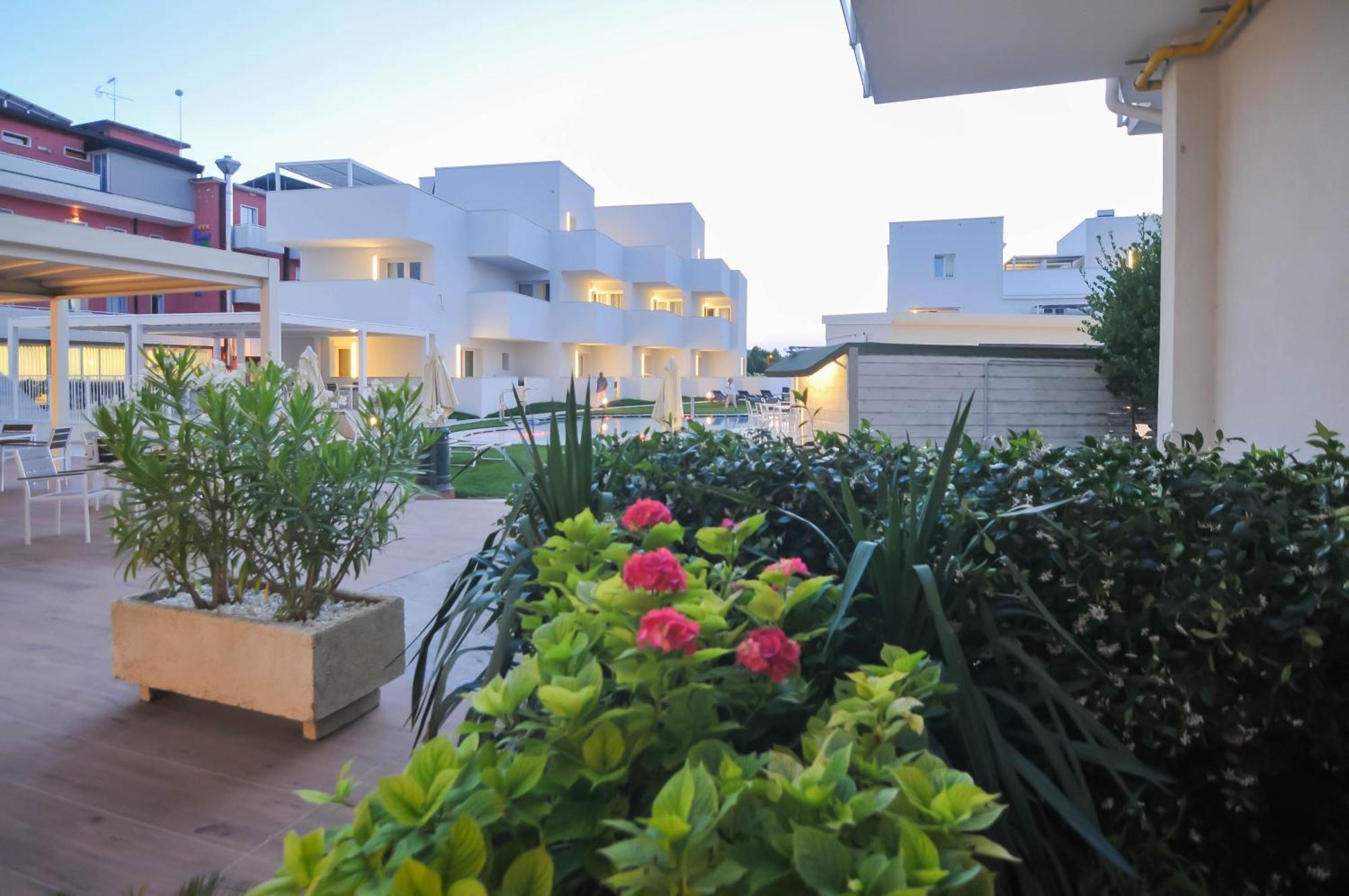 Marina Palace Hotel 4 Stelle S Caorle Bagian luar foto